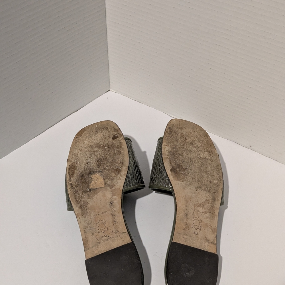 Tory Burch Green Slide Sandals with Gold Logo - Picture 4 of 5